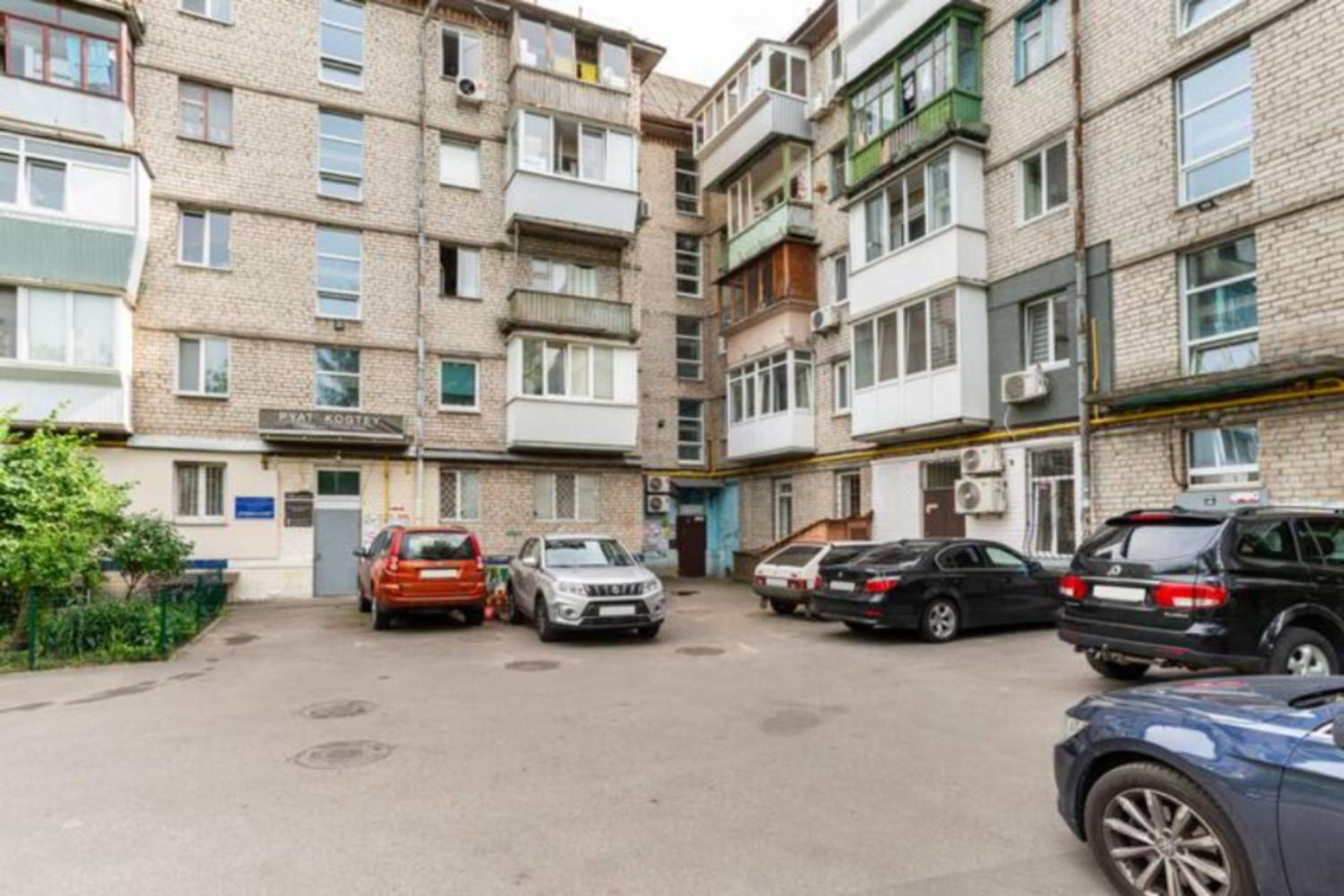 Затишна 2К Квартира З Усім Необхідним Для Життя Поряд З Метро Дарниця Kiev Dış mekan fotoğraf